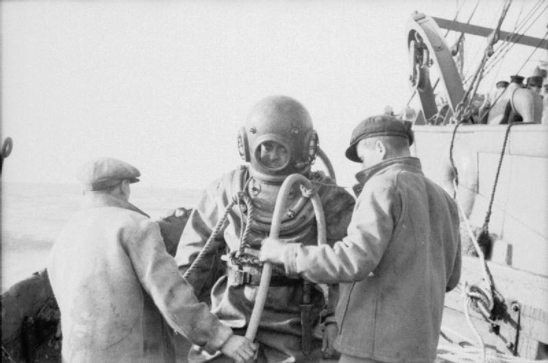 warren-first-class-diver